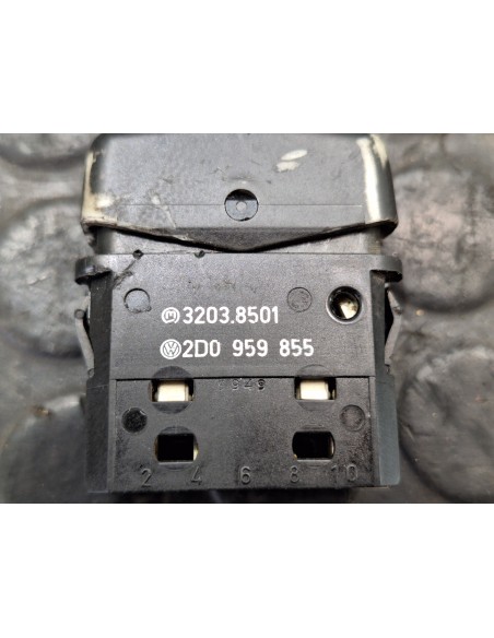 [109878] MANDO ELEVALUNAS DELANTERO DERECHO - VOLKSWAGEN LT CAJA CERRADA / COMBI