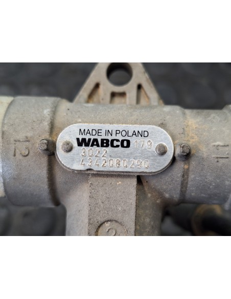 [109868] VALVULA AIRE ADICIONAL - IVECO EUROCARGO TECTOR (01/2001 - 12/2003)