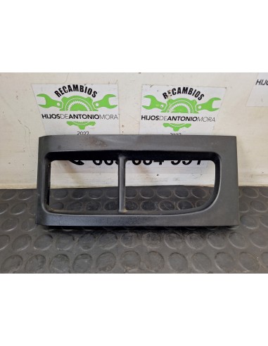 [109860] PLASTICO INTERIOR - RENAULT HD 300.18...