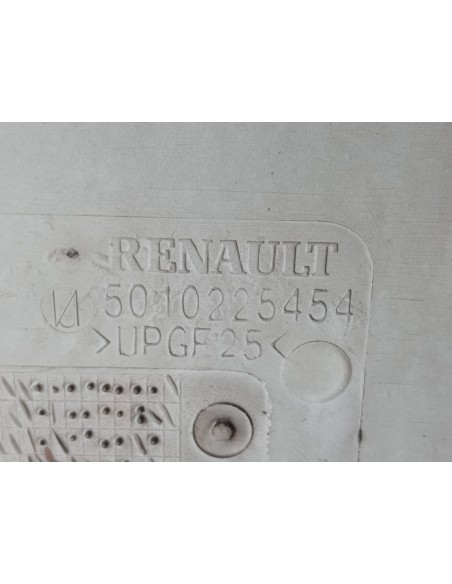 [109835] CALANDRA DELANTERA - RENAULT HR XXX.18/26 PREMIUM 01 - (01/2001 - 12/2006)