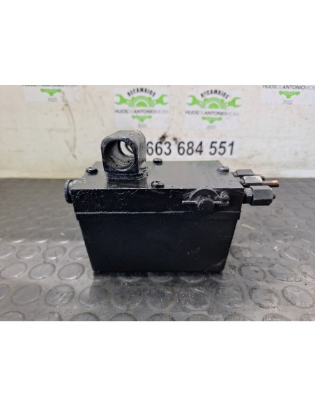 [109732] BOMBA ELEVAR CABINA - IVECO EUROCARGO TECTOR (01/2001 - 12/2003)