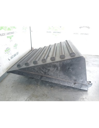 [109695] TAPA BATERIA - VOLVO FH 13