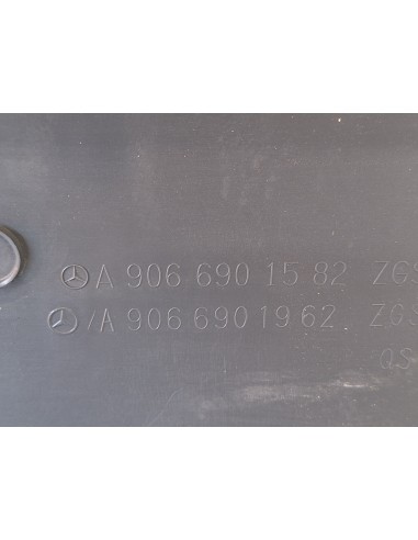 [109673] MOLDURA LATERAL IZQUIERDA - MERCEDES...