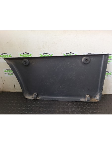 [109669] PLASTICO INTERIOR - MERCEDES SPRINTER 02.00 - CAJA CERRADA (01/1999 - 01/2006)