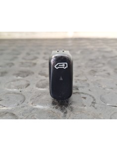 [109667] BOTON - MERCEDES SPRINTER 02.00 - CAJA CERRADA... 2