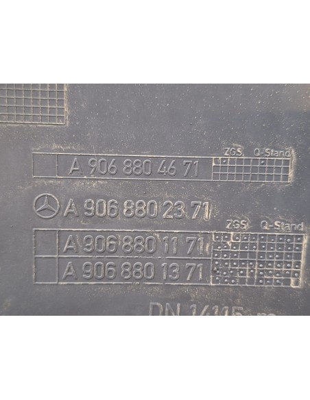 [109664] PUNTERA PARAGOLPES TRASERA DERECHA - MERCEDES SPRINTER 02.00 - CAJA CERRADA (01/1999 - 01/2006)