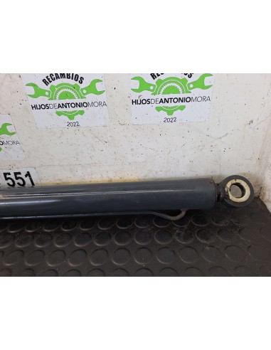 [109647] BOTELLA ELEVAR CABINA - IVECO...