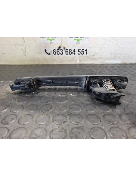 [109644] MANETA EXTERIOR DELANTERA DERECHA - MERCEDES SPRINTER 02.00 - CAJA CERRADA (01/1999 - 01/2006)