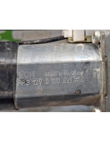 [109613] ELEVALUNAS DELANTERO IZQUIERDO - MERCEDES SPRINTER 02.00 - CAJA CERRADA (01/1999 - 01/2006)