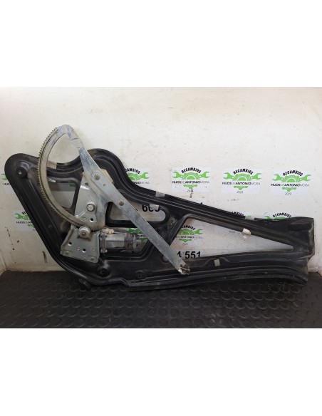 [109612] ELEVALUNAS DELANTERO DERECHO - MERCEDES SPRINTER 02.00 - CAJA CERRADA (01/1999 - 01/2006)