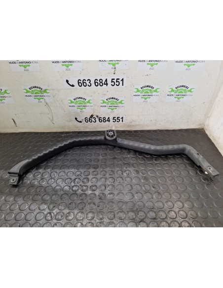 [109605] ASADERA PILASTRA - IVECO EUROCARGO TECTOR (01/2001 - 12/2003)