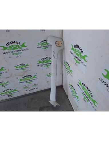 [109602] PILASTRA CABINA DERECHA - IVECO...