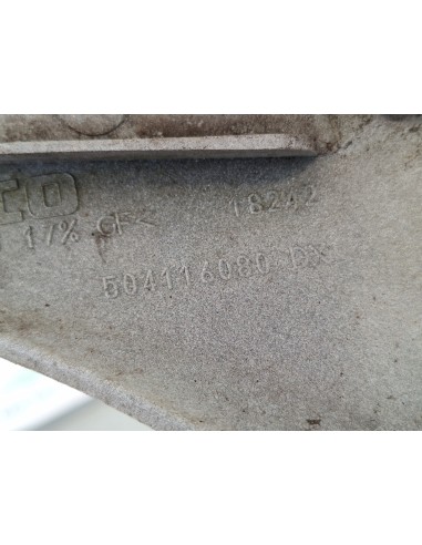 [109602] PILASTRA CABINA DERECHA - IVECO...