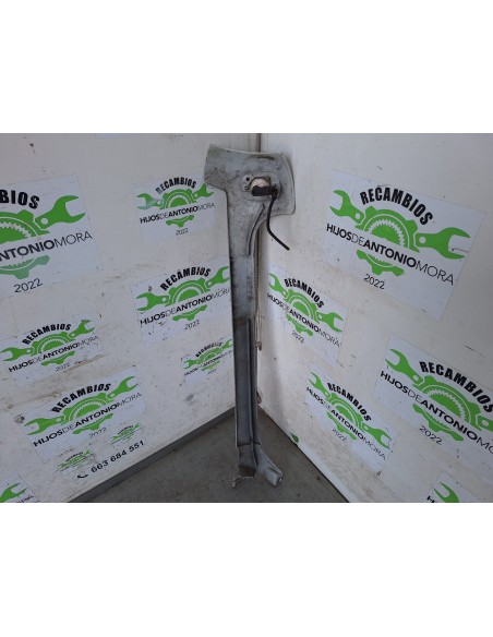 [109598] PILASTRA DE CABINA IZQUIERDA - IVECO EUROCARGO TECTOR (01/2001 - 12/2003)