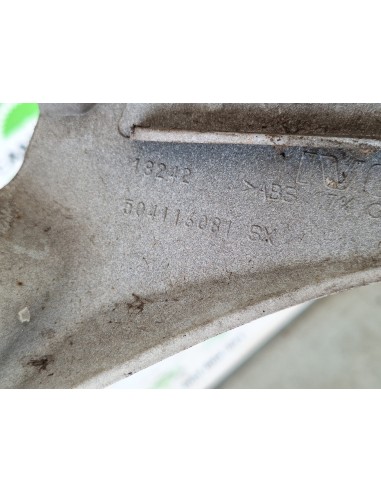 [109598] PILASTRA DE CABINA IZQUIERDA - IVECO...