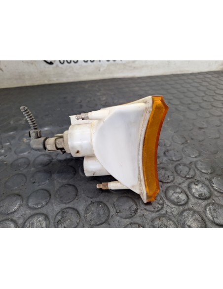 [109571] PILOTO DELANTERO IZQUIERDO - IVECO EUROCARGO TECTOR (01/2001 - 12/2003)