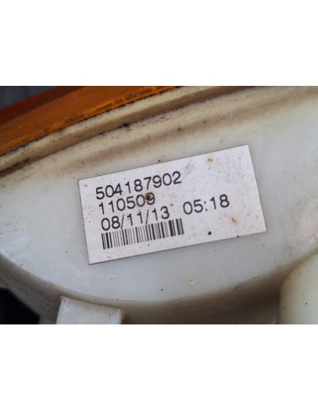 [109571] PILOTO DELANTERO IZQUIERDO - IVECO EUROCARGO TECTOR (01/2001 - 12/2003)