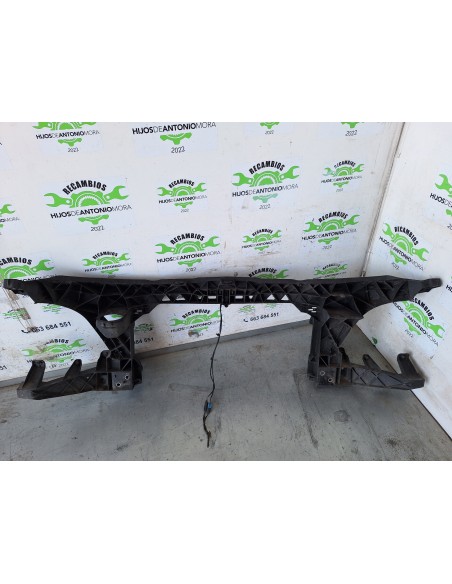 [109561] PANEL FRONTAL - MERCEDES SPRINTER 02.00 - CAJA CERRADA (01/1999 - 01/2006)