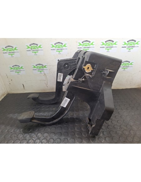 [109552] PEDALERA - PEUGEOT BOXER CAJA CERRADA (01/2014 - 01/2016)