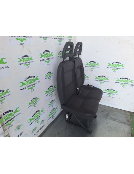 [109545] ASIENTO DELANTERO DERECHO - FIAT DUCATO CAJA CERRADA 33 (06.2006)