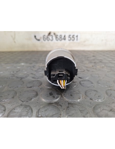 [109544] RULETA LUCES - IVECO EUROCARGO TECTOR (01/2001 - 12/2003)