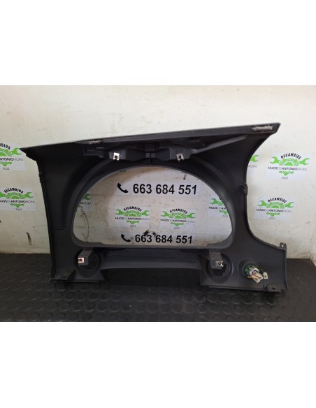 [109543] MOLDURA CUADRO INSTRUMENTOS - IVECO EUROCARGO TECTOR (01/2001 - 12/2003)