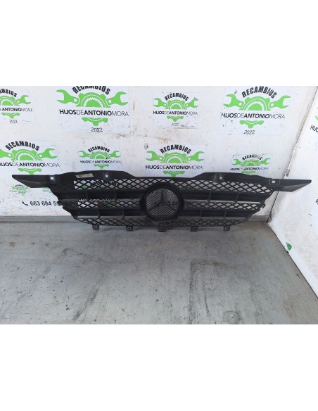 [109533] REJILLA DELANTERA - MERCEDES SPRINTER 02.00 - CAJA CERRADA (01/1999 - 01/2006)