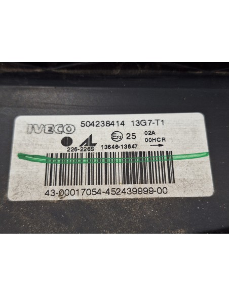 [109522] FARO DERECHO - IVECO EUROCARGO TECTOR (01/2001 - 12/2003)