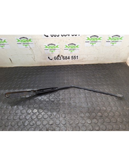 [109506] BRAZO LIMPIA - IVECO DAILY FURGÓN (01/2014 - ...)