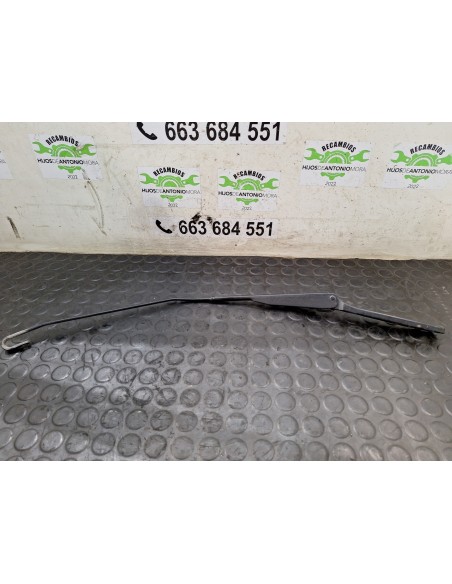 [109505] BRAZO LIMPIA - IVECO DAILY FURGÓN (01/2014 - ...)