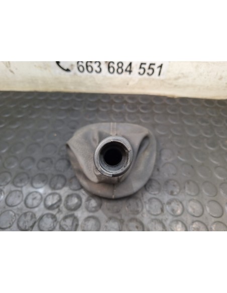 [109502] GUARNECIDO PALANCA CAMBIO - OPEL VIVARO (01/2001 - 12/2006)