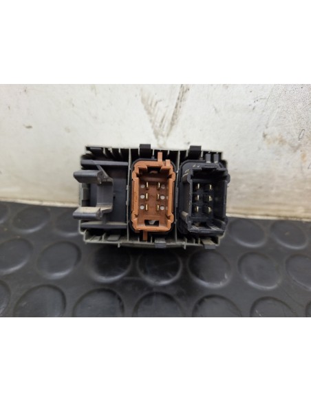 [109501] BOTONERA - OPEL VIVARO (01/2001 - 12/2006)