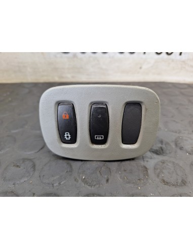 [109501] BOTONERA - OPEL VIVARO (01/2001 -...