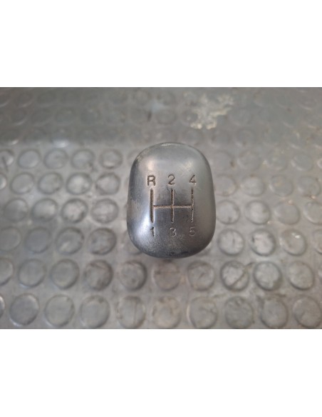 [109357] POMO PALANCA CAMBIO - NISSAN L - 75.095