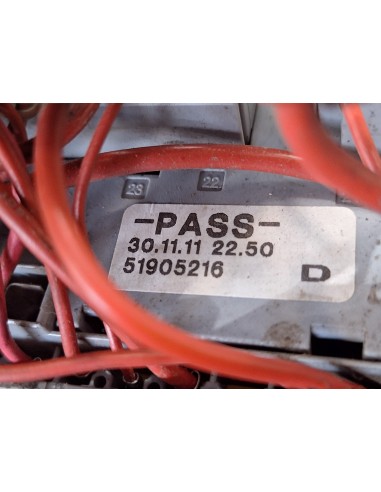 [109339] CAJA RELES / FUSIBLES - IVECO DAILY...