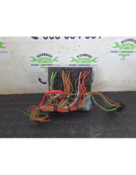 [109339] CAJA RELES / FUSIBLES - IVECO DAILY CAJA CERRADA