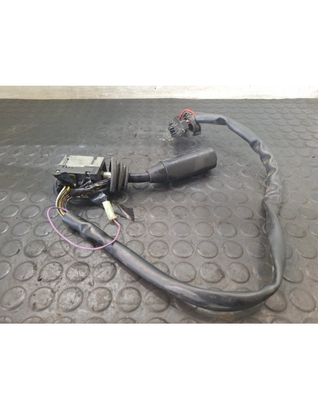 [109335] MANDO LUCES/LIMPIA/INTERMITENCIA - MAN F 2000 19.XXX