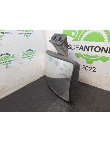 [109333] ESPEJO MIRA SUELO - MAN F 2000 19.XXX