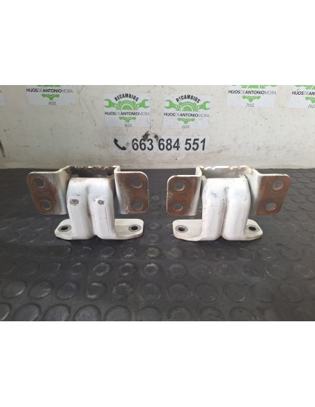 [109308] BISAGRA - RENAULT MAXITY (01/2007 - 01/2011)