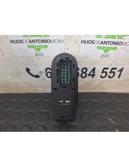 [109253] MANDO ELEVALUNAS DELANTERO IZQUIERDO  - DAF SERIE XF EURO 6 (01/2013 - ...)