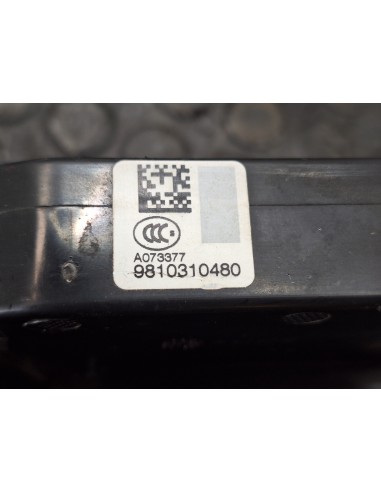 [109220] CERRADURA PUERTA DELANTERA DERECHA -...