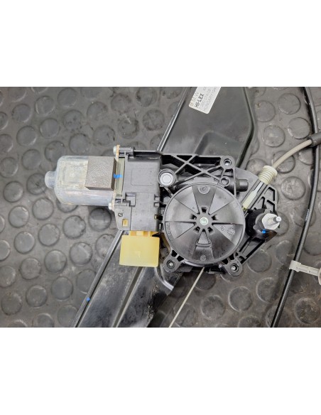 [109194] ELEVALUNAS DELANTERO DERECHO - BMW MINI COUNTRYMAN (R60)