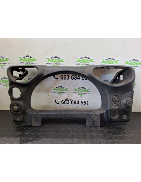 [109159] MOLDURA CUADRO INSTRUMENTOS - IVECO EUROCARGO TECTOR (01/2001 - 12/2003)