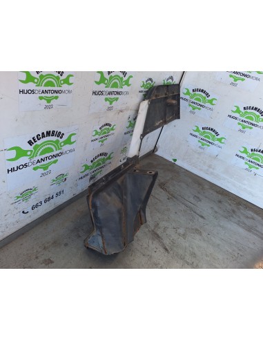 [109156] GUARDABARROS BAJO CABINA DERECHO -...