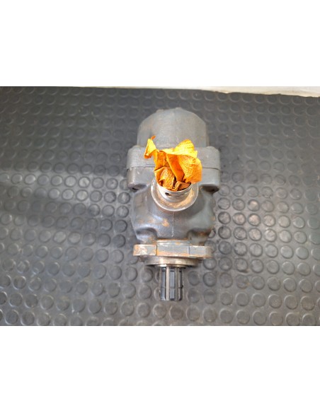 [109134] BOMBA HIDRAULICA BASCULANTE - MERCEDES ACTROS 2-EJES 6-CIL. SERIE/BM (01/1996 - 12/2003)