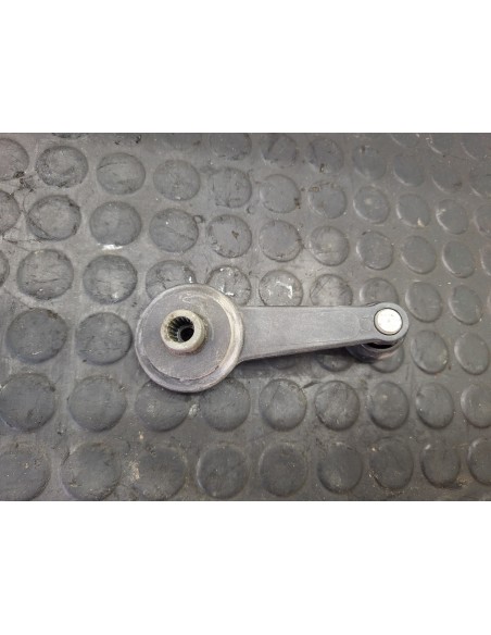 [109106] MANETA ELEVALUNAS DELANTERA DERECHA - NISSAN L - 75.095