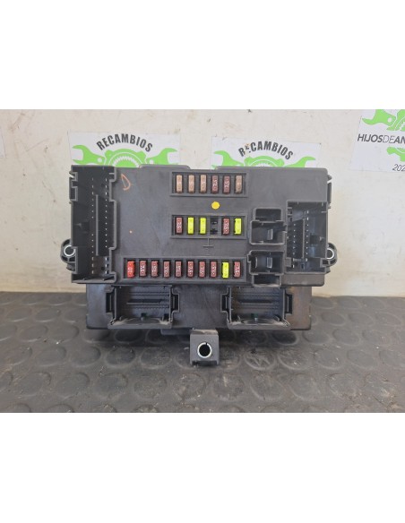 [109085] CAJA RELES / FUSIBLES - FIAT DUCATO CAJA CERRADA 33 (06.2006)