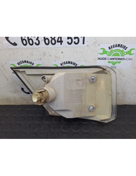 [109018] PILOTO DELANTERO IZQUIERDO - IVECO DAILY CAJA CERRADA