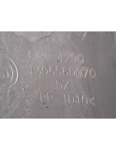 [108998] PUNTERA PARAGOLPES DERECHA - FIAT...