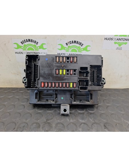 [108984] CAJA RELES / FUSIBLES - PEUGEOT BOXER CAJA CERR. TECHO ELEVADO (RS2850)(290/330)('02-)